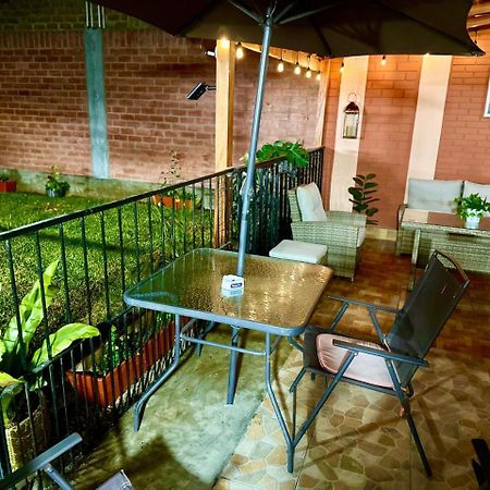 Acogedor Departamento Amoblado En San Miguel, Primer Piso, Wifi. Λίμα Εξωτερικό φωτογραφία